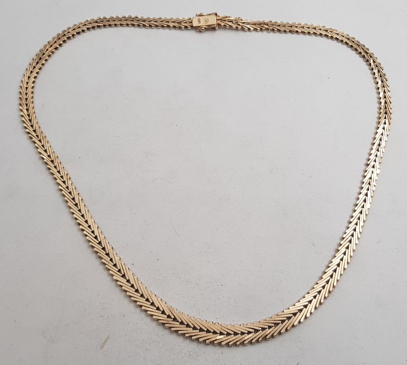 Aks halskjede i 14 K
