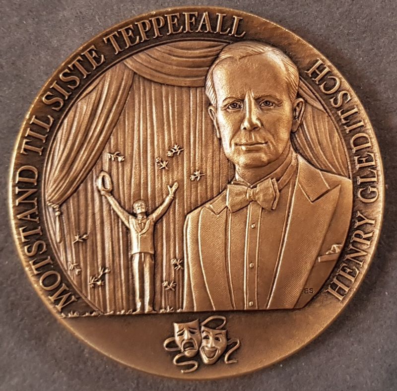 Henry Gleditsch - Motstand til siste teppefall
