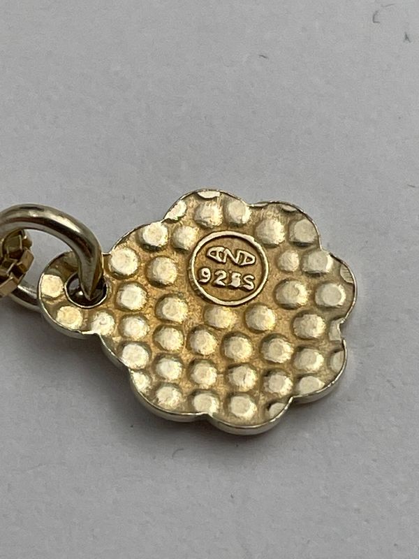 Kjede med barneanheng i 925S av A. Nordlie
